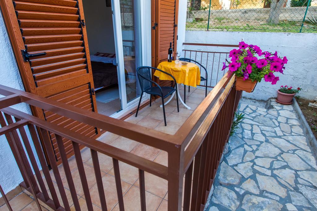 Villa Veca Стариград-Пакленица Екстериор снимка